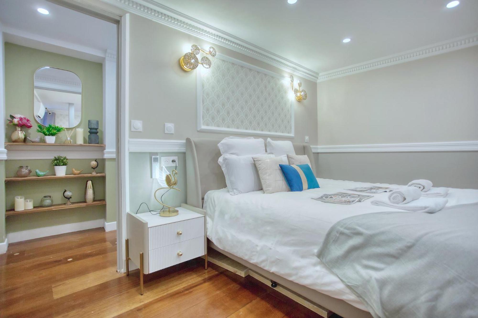 Elegant Triplex In Paris - Ideal For 10 - Aircon Exterior foto